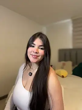 Isabella LaRue online show from February 18, 8:49 pm