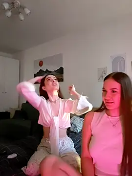 MayaGlow online show from December 19, 6:20 am