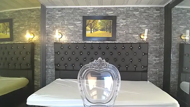 SweetBriana online show from December 15, 12:20 pm