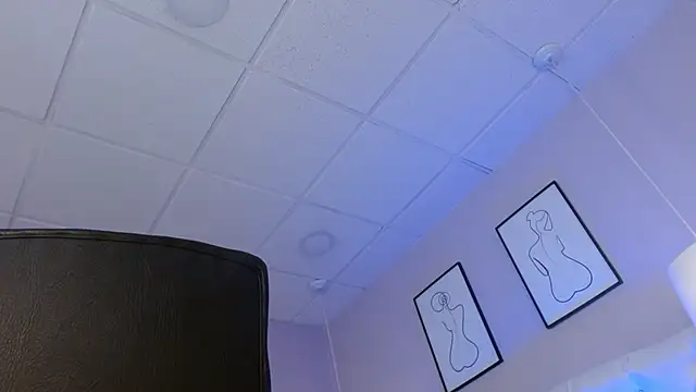 Rosee20  online show from December 5, 3:15 am