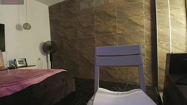 Rosee smith  online show from June 5, 2:51 am