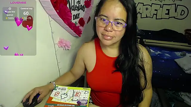 Snapshot of Miss__kendra_ chatting on April 6, 11:22 am Miss kendra online show from April 6, 11:22 am