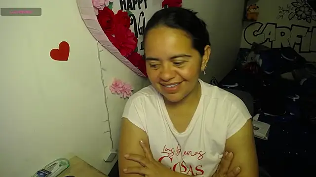 Snapshot of Miss__kendra_ chatting on April 24, 12:35 am Miss kendra online show from April 24, 12:35 am