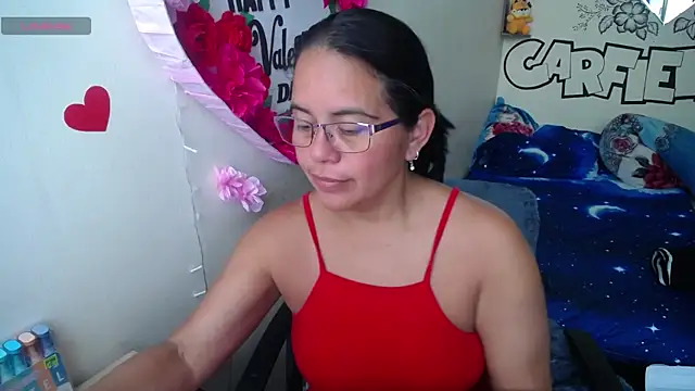 Snapshot of Miss__kendra_ chatting on May 9, 5:29 pm Miss kendra online show from May 9, 5:29 pm
