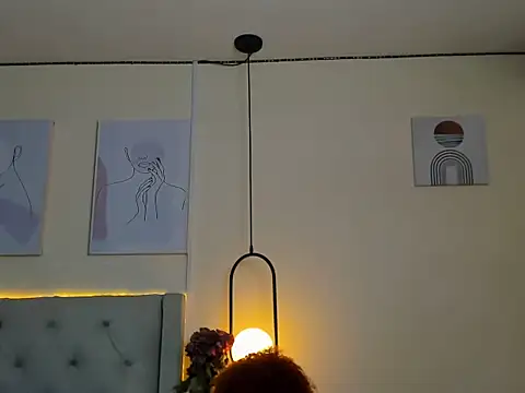 Chloe Celeste online show from November 1, 2:13 am