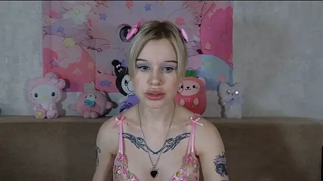 HoneyGold  online show from July 8, 4:39 am