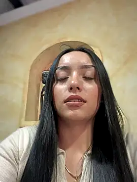 LUCIA 27- online show from October 16, 2:07 pm