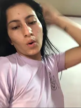 Snapshot of IAM_SARAH chatting on October 16, 8:32 pm IAM SARAH online show from October 16, 8:32 pm