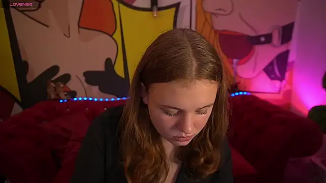 Snapshot of SnowWhiti chatting on October 17, 1:46 pm SnowWhiti online show from October 17, 1:46 pm