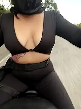 Scarlet Aura online show from November 9, 9:24 pm