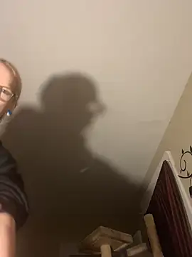 Snapshot of lexuslover687 chatting on March 13, 2:40 am lexuslover687 online show from March 13, 2:40 am