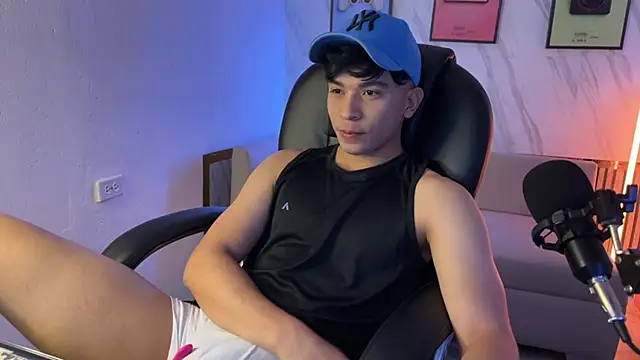 Snapshot of David_Nova chatting on November 23, 12:05 pm David Nova online show from November 23, 12:05 pm