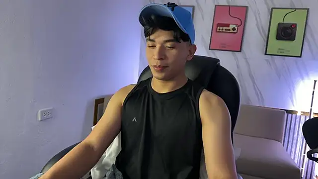 Snapshot of David_Nova chatting on January 5, 11:30 pm David Nova online show from January 5, 11:30 pm