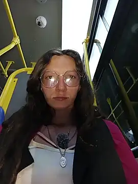 Snapshot of Lucy_colee chatting on December 18, 2:06 am Lucy colee online show from December 18, 2:06 am