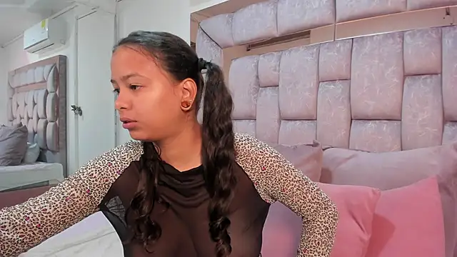 Snapshot of kaorybliss chatting on October 17, 12:19 pm kaorybliss online show from October 17, 12:19 pm