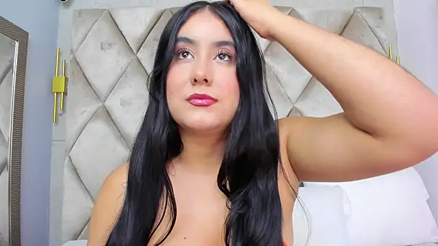 Snapshot of GabyParker_ chatting on July 4, 12:11 pm GabyParker online show from July 4, 12:11 pm