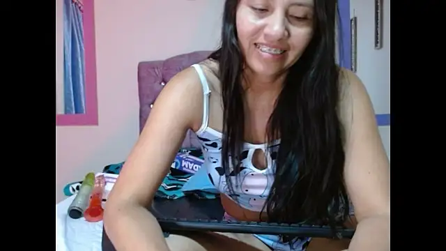 naya 10 online show from June 21, 1:24 pm