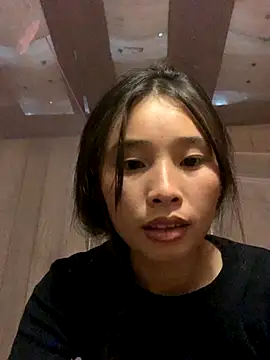 Snapshot of Han-han123 chatting on October 23, 5:29 am Han-han123 online show from October 23, 5:29 am