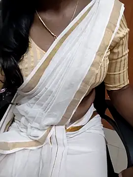 Snapshot of Tamilmallu-duskygirl03 chatting on February 2, 7:51 am Tamilmallu-duskygirl03 online show from February 2, 7:51 am