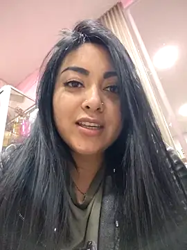 Snapshot of Victoria_Jonhss chatting on October 27, 11:31 pm Victoria Jonhss online show from October 27, 11:31 pm