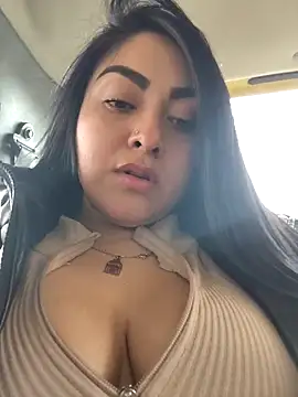 Snapshot of Victoria_Jonhss chatting on October 30, 8:42 pm Victoria Jonhss online show from October 30, 8:42 pm