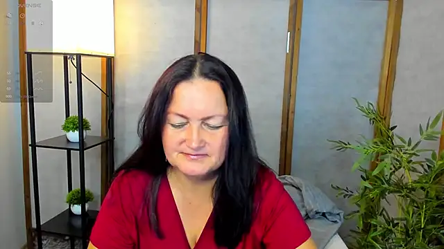 Snapshot of hottyannaa chatting on October 16, 2:34 am hottyannaa online show from October 16, 2:34 am