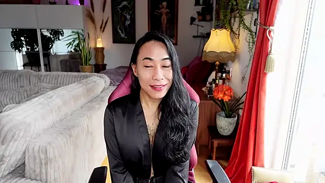 Snapshot of bianca_bellamy chatting on April 5, 9:06 am bianca bellamy online show from April 5, 9:06 am