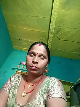 Snapshot of Rt_shreya chatting on November 12, 9:21 am Rt shreya online show from November 12, 9:21 am