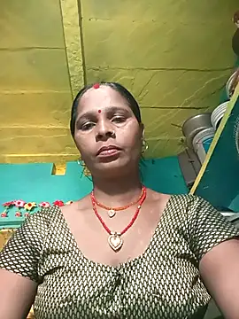 Snapshot of Rt_shreya chatting on November 20, 6:35 am Rt shreya online show from November 20, 6:35 am