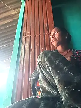 Snapshot of Rt_shreya chatting on November 28, 6:49 am Rt shreya online show from November 28, 6:49 am