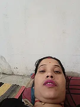 Snapshot of Cuty_tanya chatting on June 1, 12:07 pm Cuty tanya online show from June 1, 12:07 pm