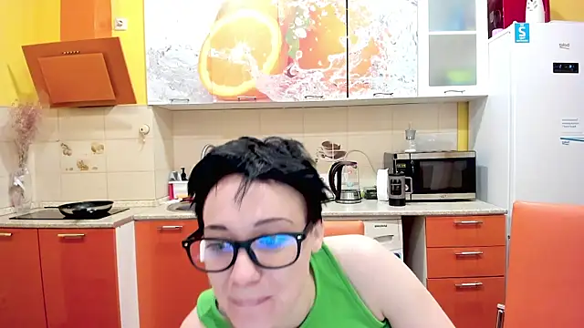 Victoria Panther online show from December 17, 2:06 am