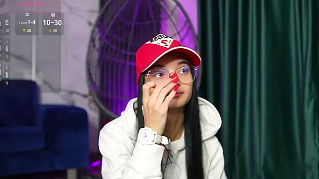 RachelRavee online show from October 19, 4:13 am