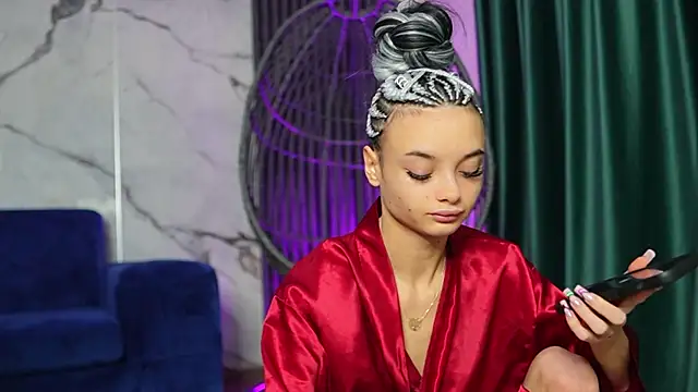 RachelRavee online show from October 30, 5:20 am