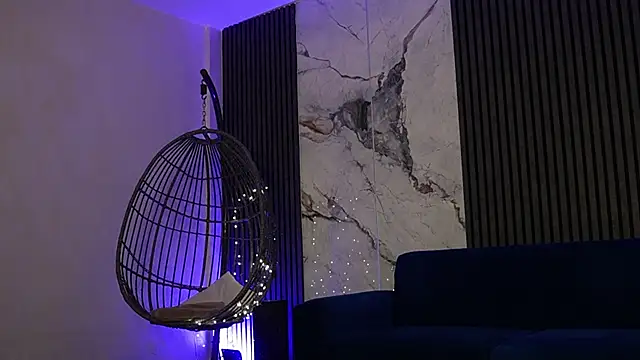 RachelRavee online show from January 19, 5:33 am