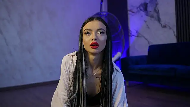 RachelRavee online show from March 15, 5:13 am