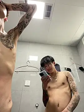 KK-cuteboy online show from June 5, 1:01 am
