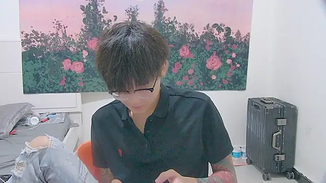 KK-cuteboy online show from June 13, 4:54 am