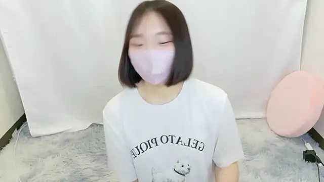 Snapshot of yuno-pi chatting on November 1, 10:39 am yuno-pi online show from November 1, 10:39 am