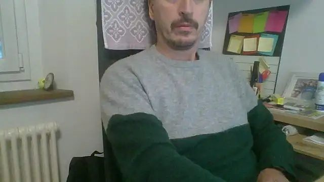 Kawayleo online show from October 25, 10:15 pm