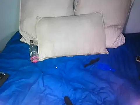 Bootyclit87xx online show from November 18, 5:39 pm