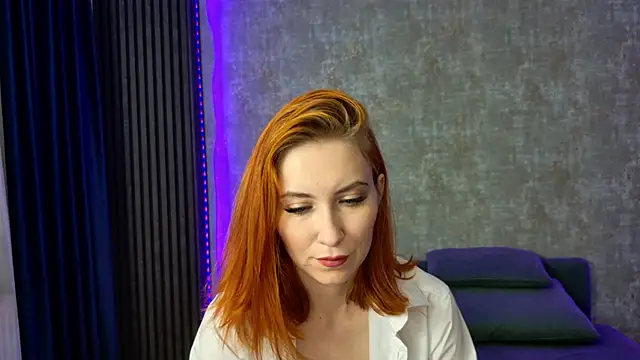 scarleteyes  online show from November 28, 5:32 am