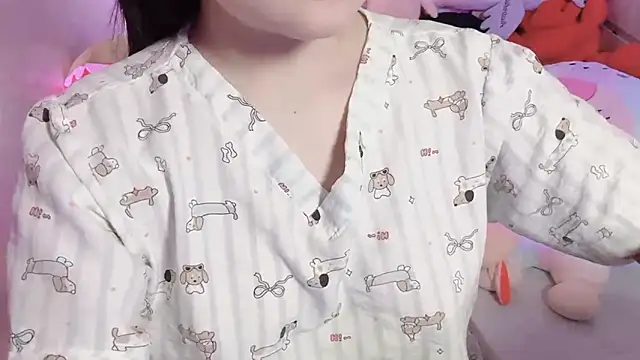 Snapshot of BeChinh_Lee chatting on March 24, 6:35 pm BeChinh Lee online show from March 24, 6:35 pm