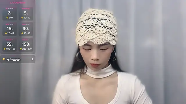 Snapshot of Lynnalltop-165-KeKe chatting on December 18, 12:22 pm Lynnalltop-165-KeKe online show from December 18, 12:22 pm