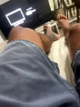 Snapshot of DrDreAu chatting on October 23, 10:47 am DrDreAu online show from October 23, 10:47 am