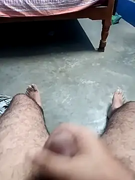 Snapshot of TrainedBend28 chatting on October 18, 7:14 pm TrainedBend28 online show from October 18, 7:14 pm