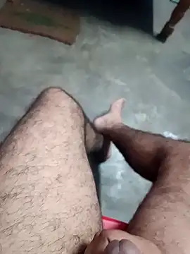 Snapshot of TrainedBend28 chatting on November 1, 6:54 pm TrainedBend28 online show from November 1, 6:54 pm