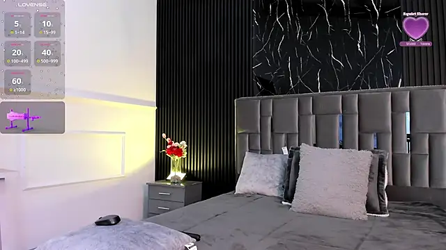 Snapshot of Miahsens chatting on November 26, 4:24 am Miahsens online show from November 26, 4:24 am