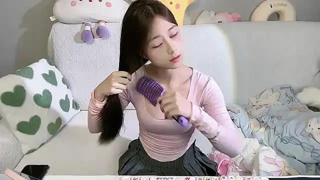 xiaoguaiss online show from February 1, 4:05 pm