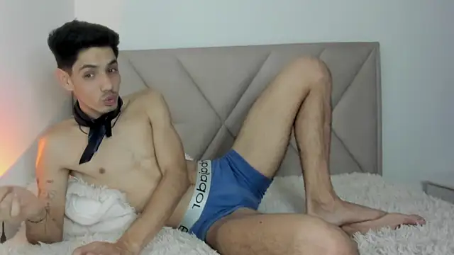 fabrizzio Monti online show from October 16, 9:54 am